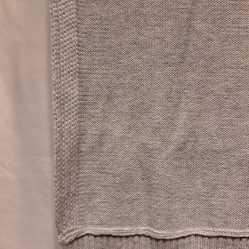 Simons Light Gray Knit Accessory - Picture 3 of 3